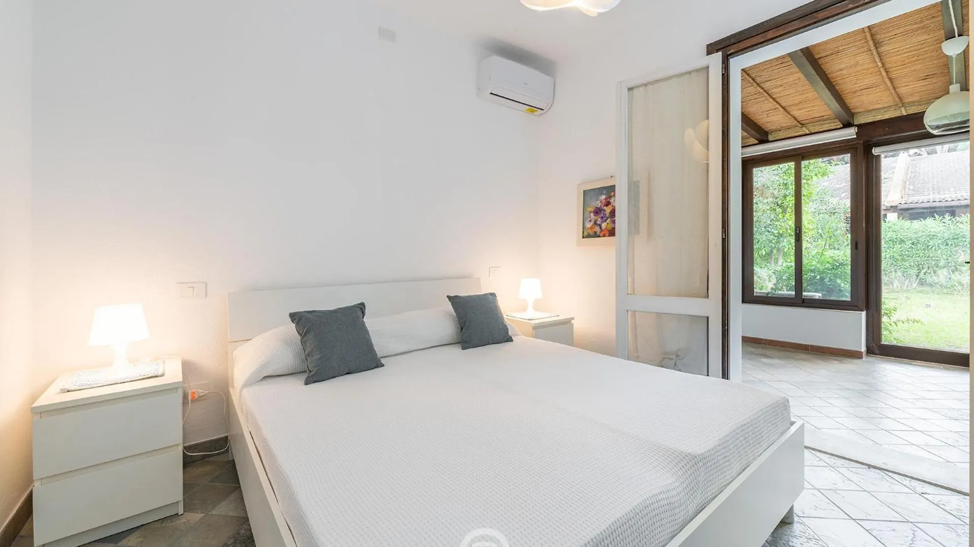Fiorenza'S Charming Beach House Is Morus 0*,